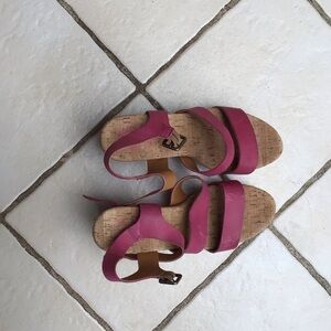Kork-Ease Magenta Strappy Cork Sandals